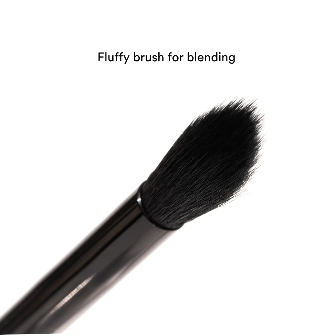 GEN SEE THE LIQUID EYESHADOW BRUSH